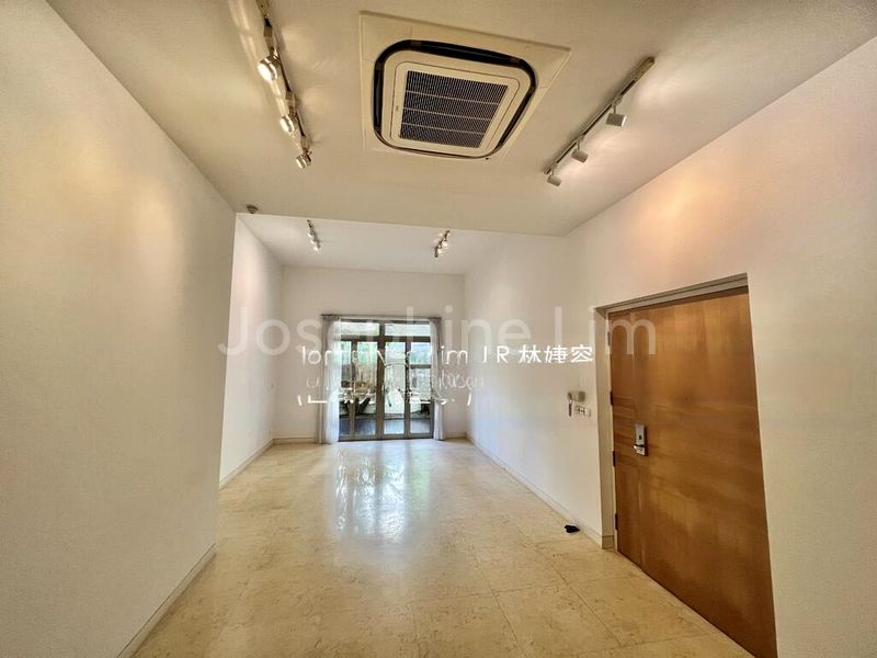 2 Bed Condo for Sale in  The Loft - Image 2